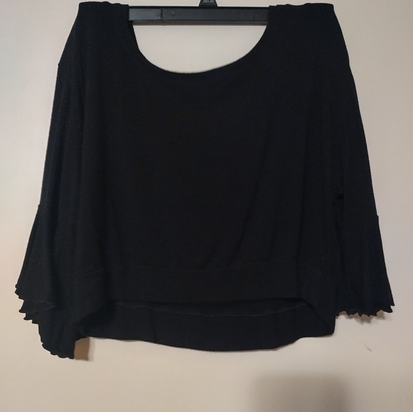 Half tee shirt - Picture 3 of 3